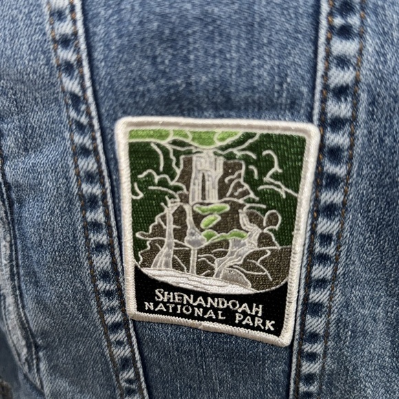Boutique Jean Jacket - Picture 6 of 7